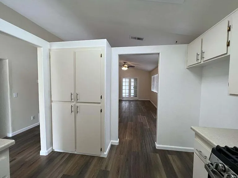 1116 Tempe Dr — Photo 5