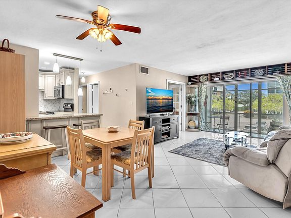3rd image of 3020 NE 16th Avenue #204 E