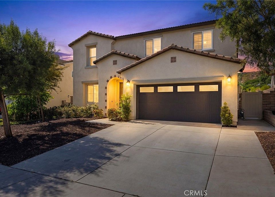 1st image of 24851 Coldwater Canyon Trl