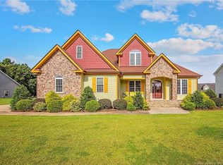 138 Race Ct, Godwin, NC 28344