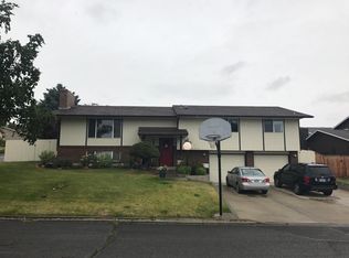 6903 Bristol Way, Yakima, WA 98908