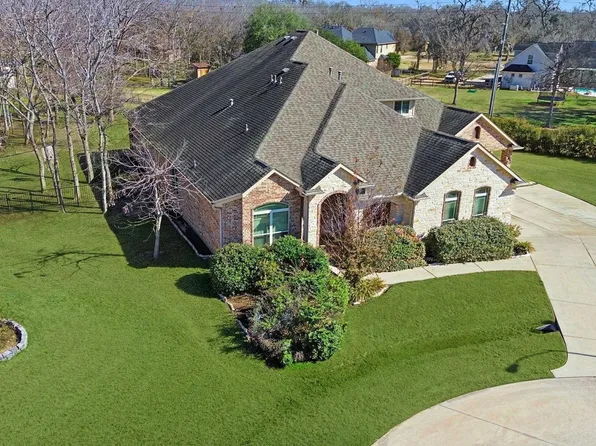 32802 Wesleyan Ct, Weston Lakes, TX 77441