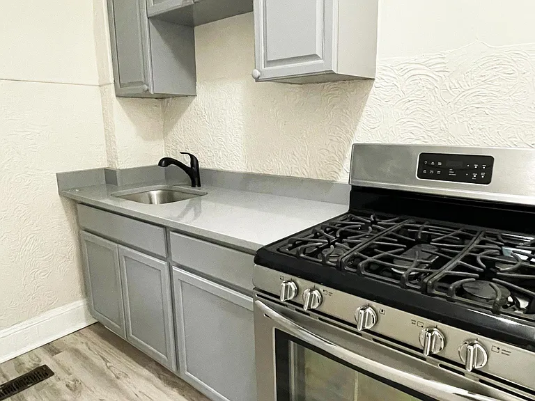 3259 Potter St #1 — Photo 7