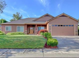 667 Mountain Ave, Central Pt, OR 97502