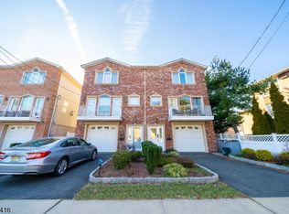 8 Kiesewetter Ln #2, Secaucus, NJ 07094