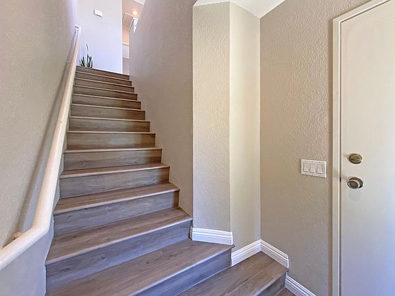 Entry to unit-door to direct access garage.