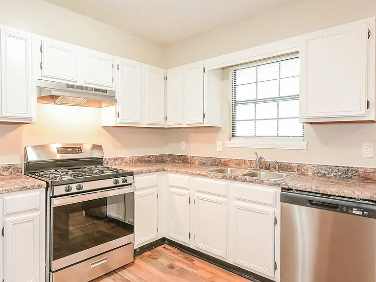 4445 Ford Pl — Photo 8