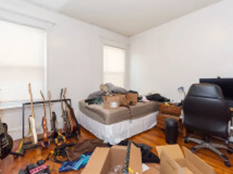 14 Ashford St #A — Photo 1