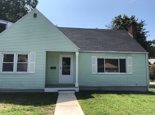 35 Hynes Ave, Groton, CT 06340