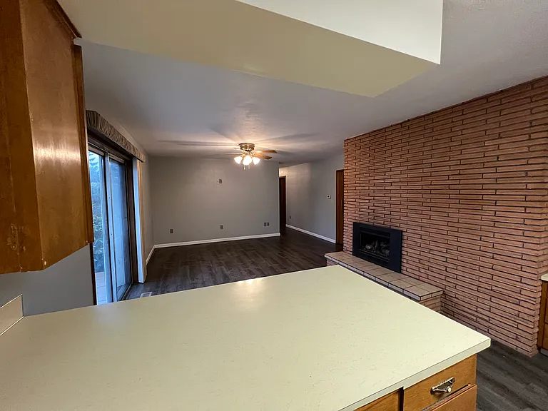 266 NW Douglas St — Photo 5