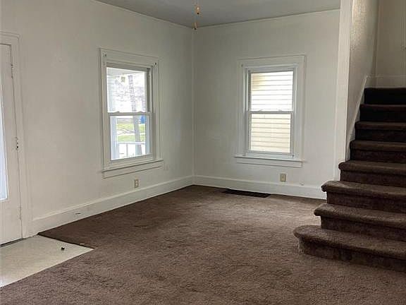 4th image of 1717 Delence St