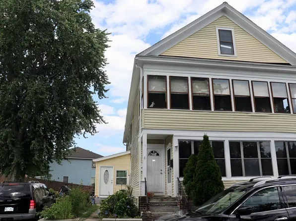 187-189 Dalton St, Lowell, MA 01850