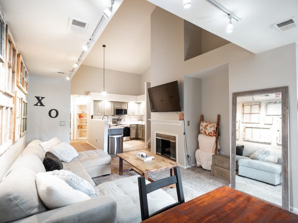 2502 S Bahama Cir UNIT D