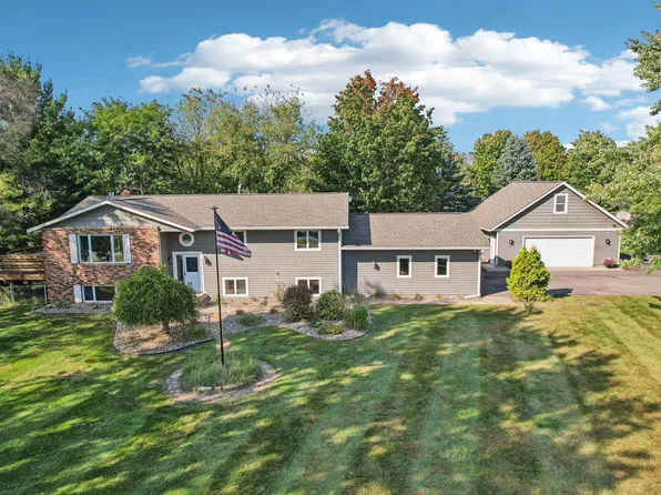 935 Ridge Pass, Hudson, WI 54016