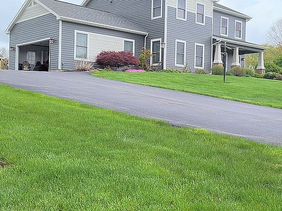 3rd image of 7655 Haylage Cir