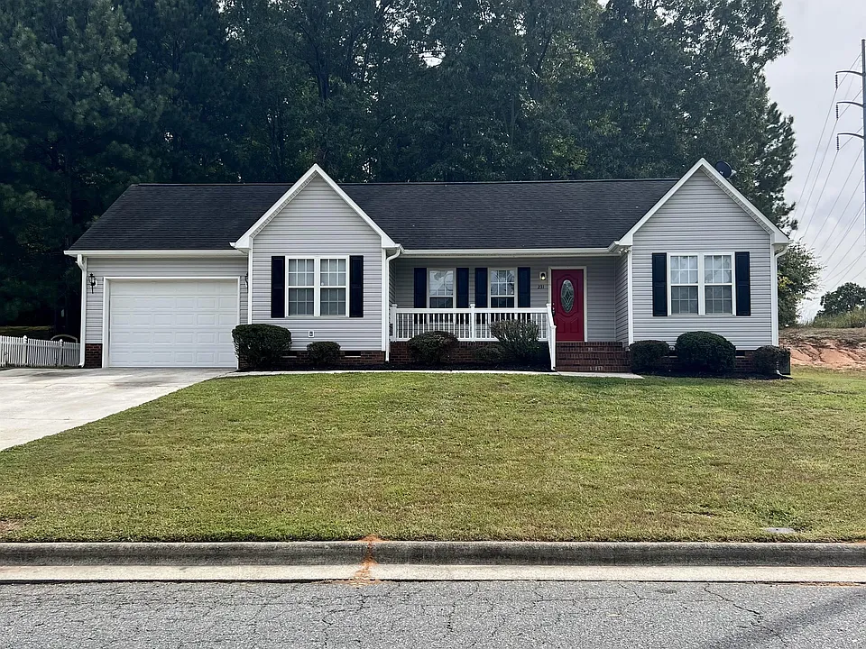 231 Summerpine Pl