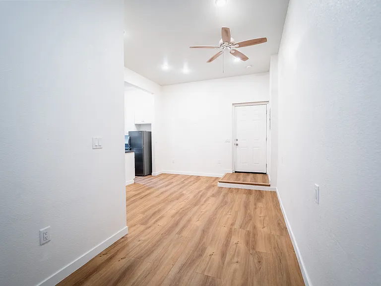 3853 Cherokee Ave #M — Photo 3