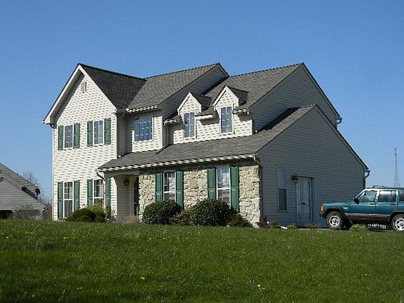 2nd image of 120 Turners Pond Dr