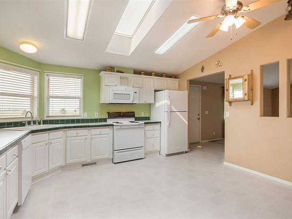 5th image of 14211 W Mirage Ln