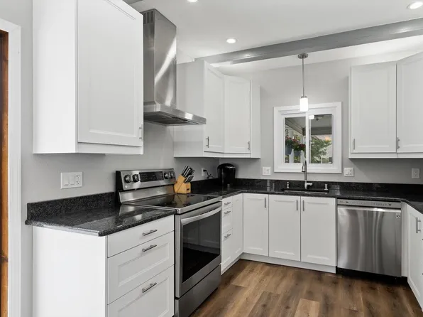 720 Fredonia AVENUE, Fredonia, WI 53021