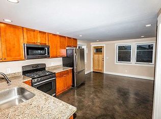 3710 41st Ave S, Seattle, WA 98144