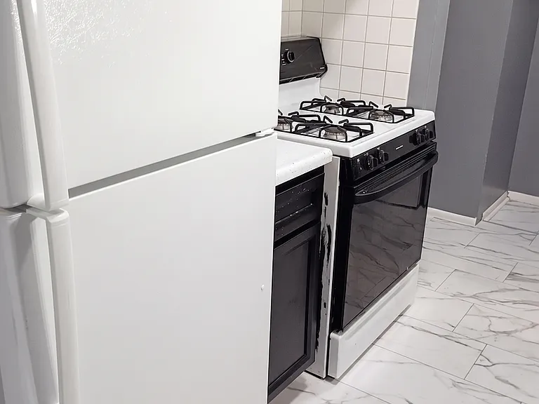 Sation Hills Apartments in Kenosha, WI — Photo 16