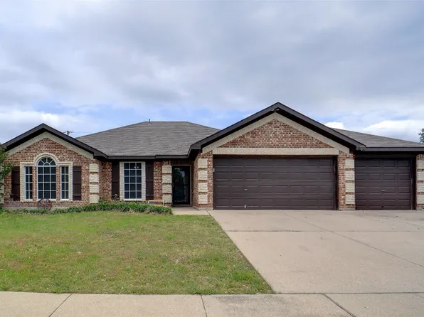 504 Barbara Jean Ln, Burleson, TX 76028