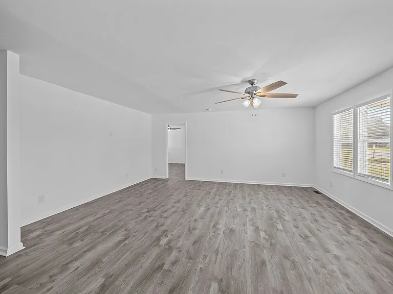 2634 Samuel Ct — Photo 11