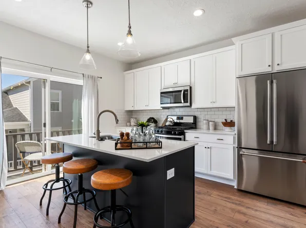 863 S Mathilda Dr #243, Saratoga Springs, UT 84045