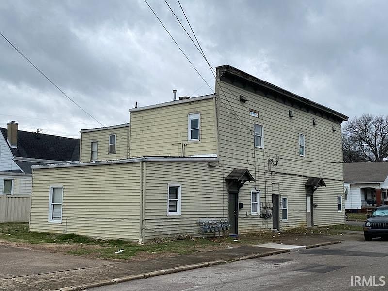 2nd image of 819 N Lafayette Ave