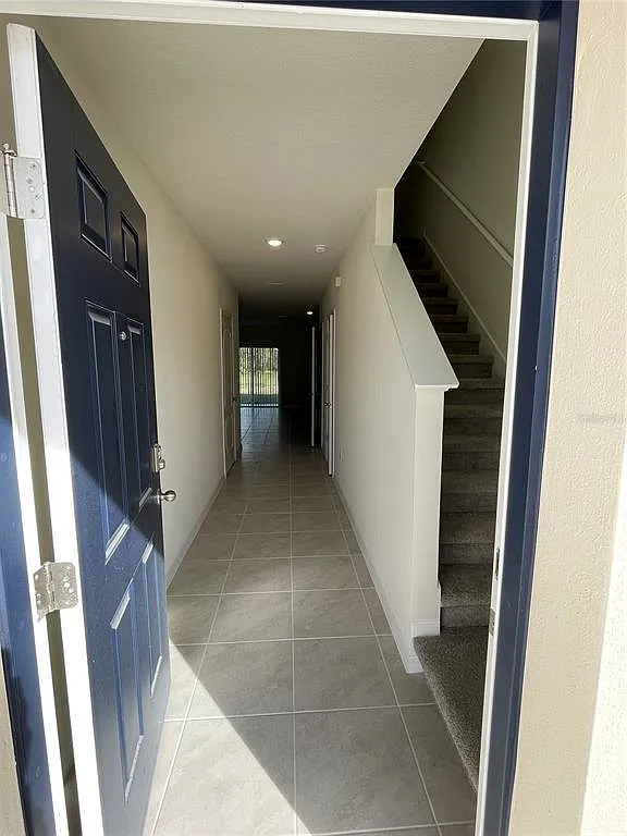 3 bed, 2.5 bath, 1515 sqft, $1,799 — Photo 3