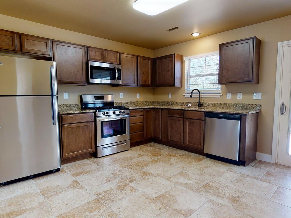 1st image of 5465 W Clevenger Dr