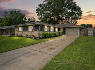 1802 Woodlawn St, Deridder, LA 70634