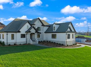 1310 Overlook Ln, Bowling Green, KY 42103