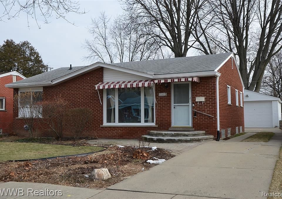 1st image of 31627 Mackenzie Dr