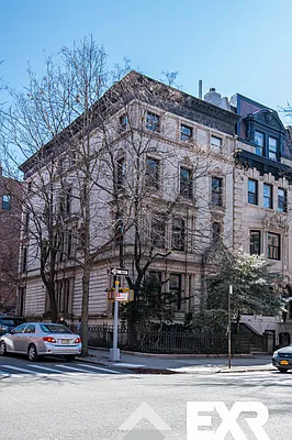 Rented by EXR | media 20