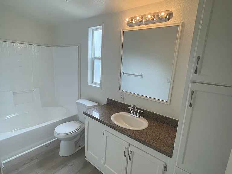 Palm Lodge Estates — Photo 32