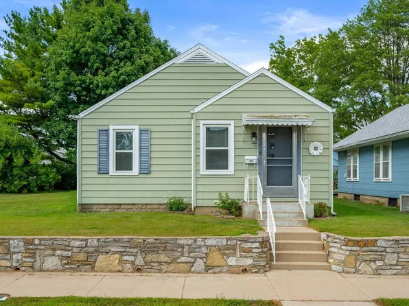 2232 W 8th St, Muncie, IN 47302