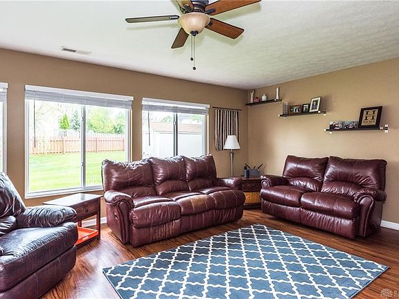 5th image of 10344 Peacock Ln