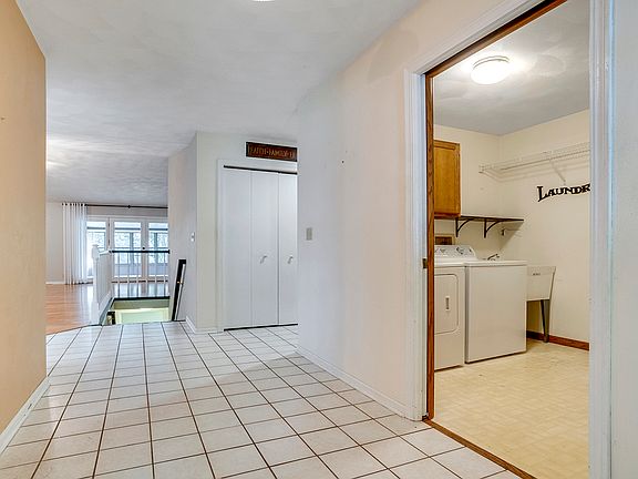 4th image of 6075 Carriage Green Way
