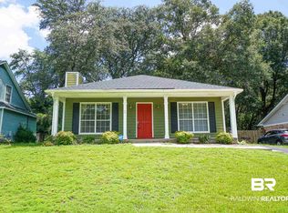 3225 Autumn Ridge Dr, Mobile, AL 36695
