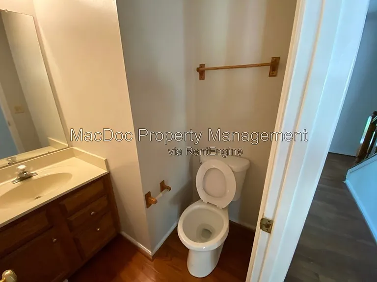 11304 Springfield Dr — Photo 8