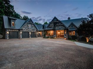 4164 Greyfield Bluff Dr, Gainesville, GA 30504