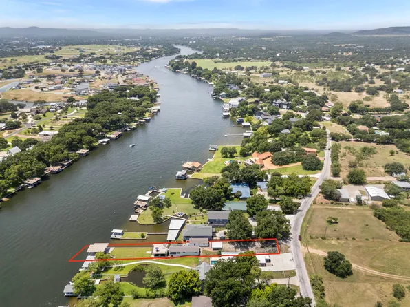 2026 William Lakeshore, Llano, TX 78639