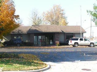 2840 E Chestnut Expy, Springfield, MO 65802