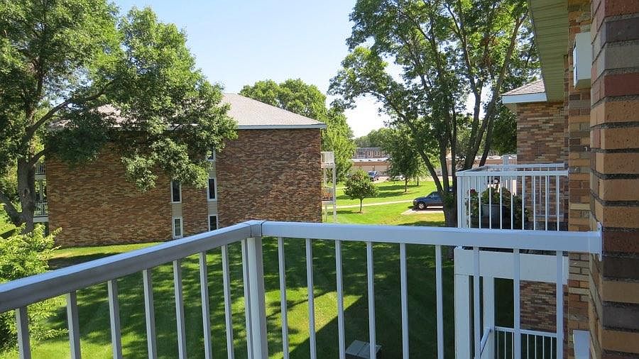1st image of 3915 Valley View Dr N APT 206