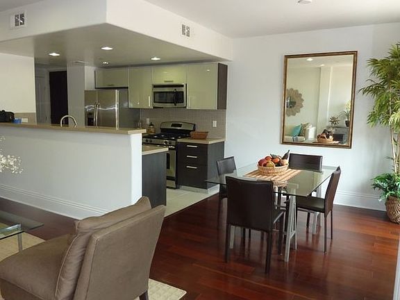 Dining Area/Kitchen