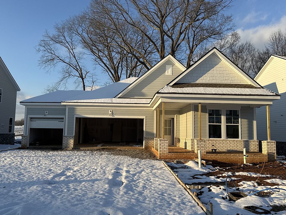 1st image of 1461 English Oak Dr Lot 153