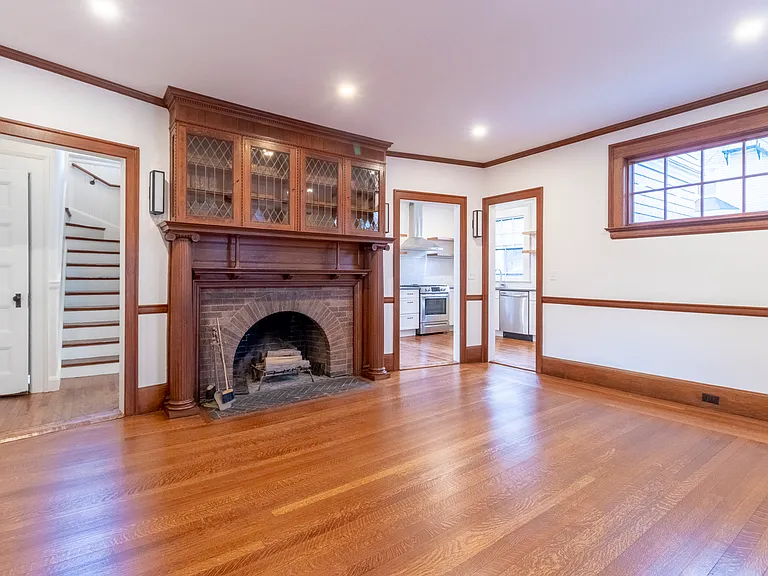 2 Westwood Rd #2 — Photo 16