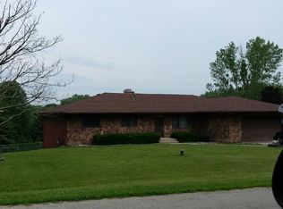 13418 Parkcrest Pl, Roscoe, IL 61073